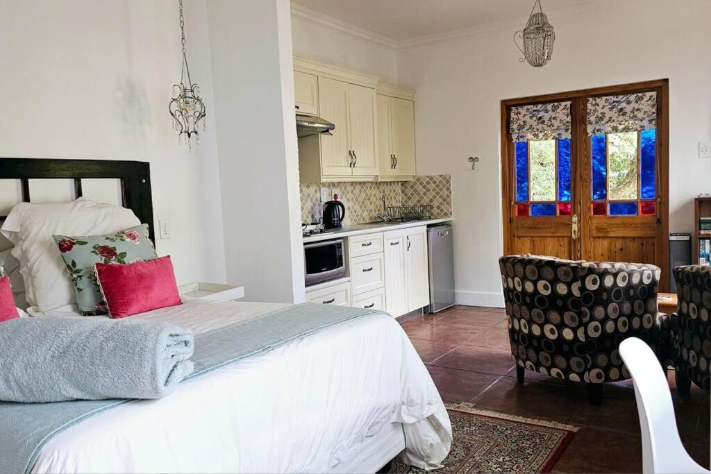 Grey Rabbit Cottage Montagu Extérieur photo