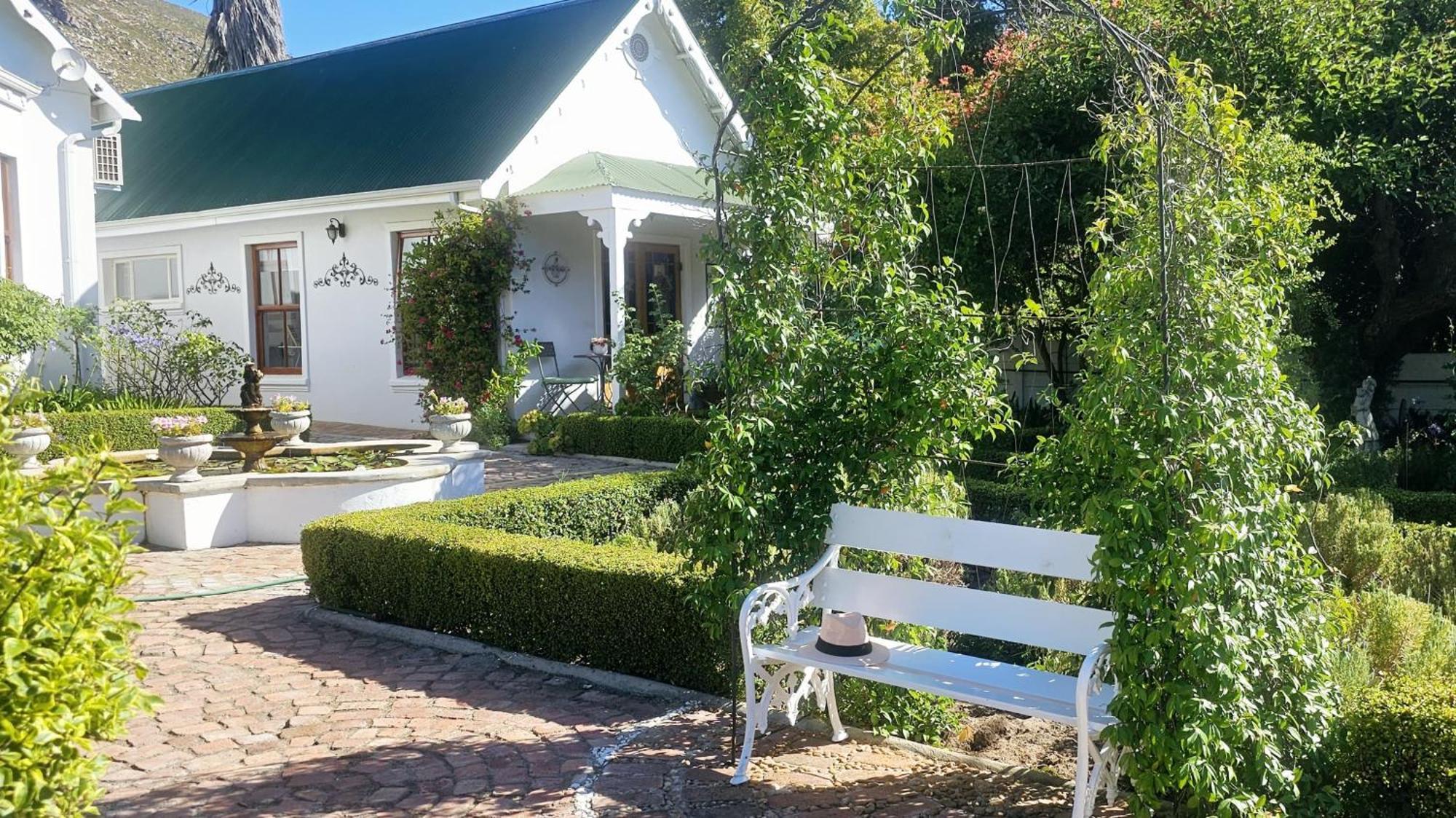 Grey Rabbit Cottage Montagu Extérieur photo